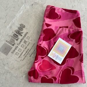 Brand New LuLaRoe Valentine’s Day Leggings Women’s One Size